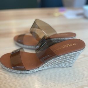 Black/clear strappy espadrilles